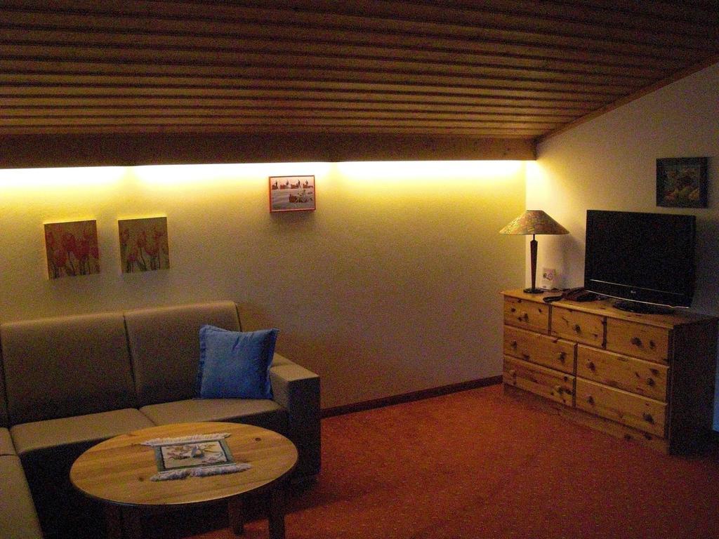 Hotel-Pension Flora Saalbach-Hinterglemm Room photo