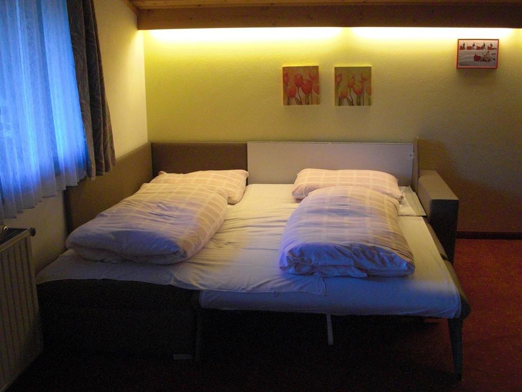 Hotel-Pension Flora Saalbach-Hinterglemm Room photo
