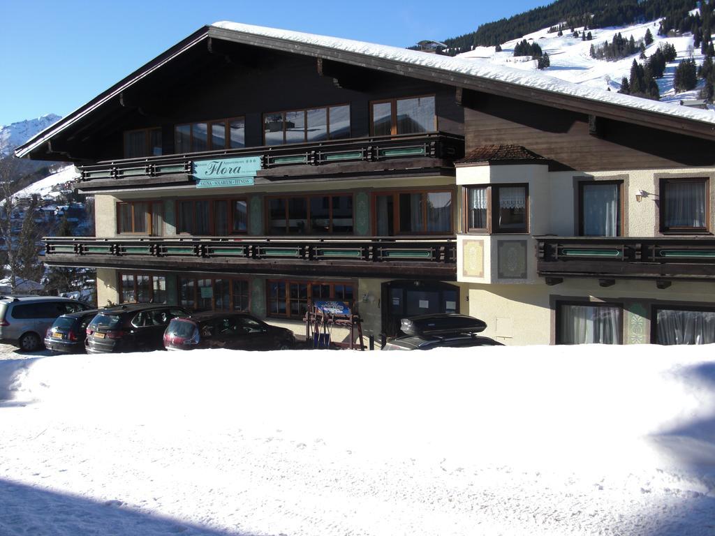 Hotel-Pension Flora Saalbach-Hinterglemm Exterior photo